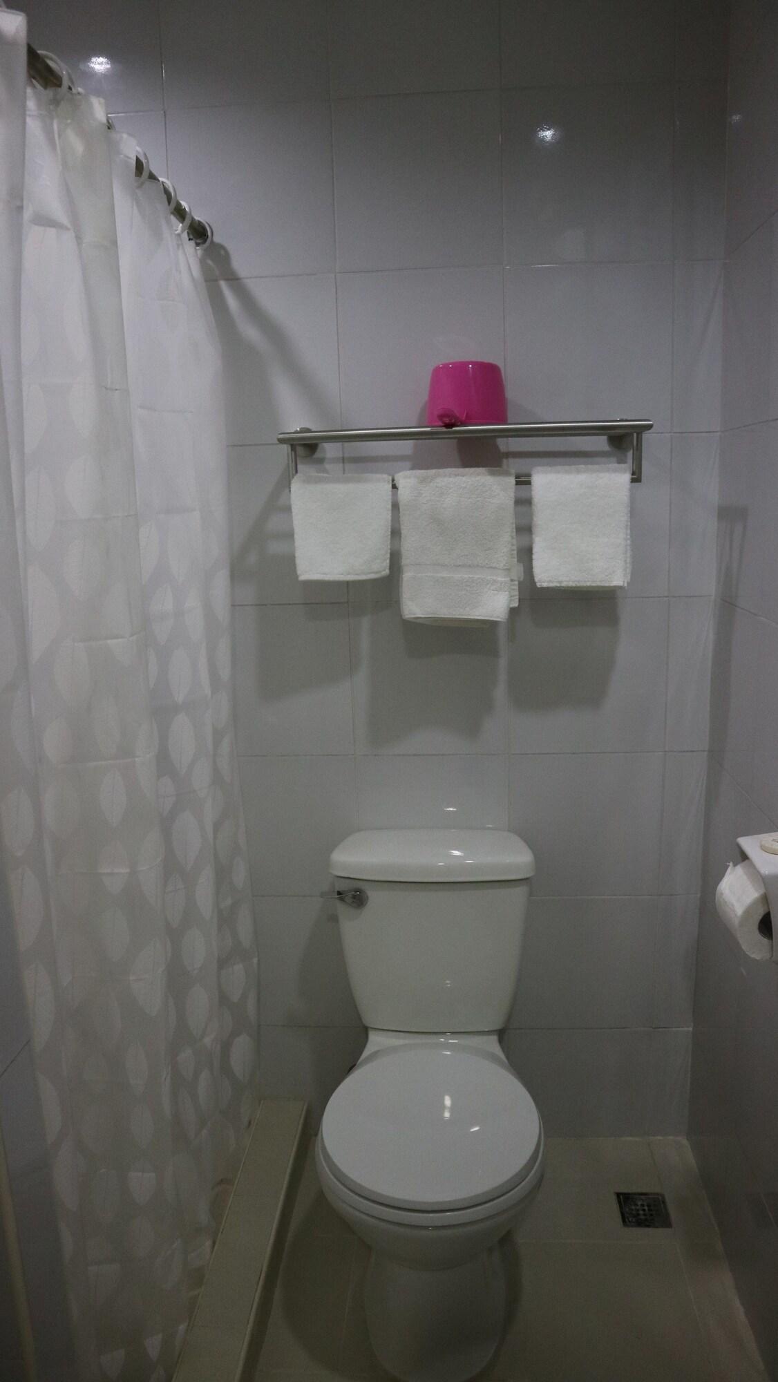 Doniti Suites And Events Place Mandaluyong Εξωτερικό φωτογραφία